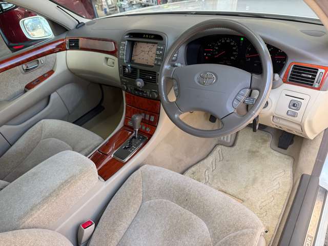 2002 Toyota Celsior – thumbnail 2