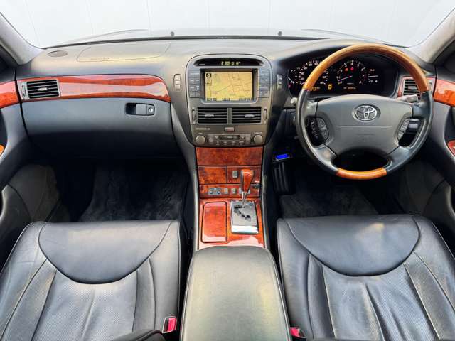 2003 Toyota Celsior – thumbnail 3