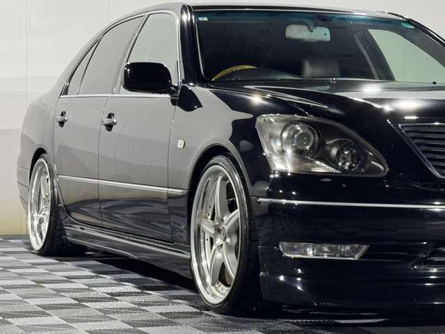 2003 Toyota Celsior – thumbnail 4