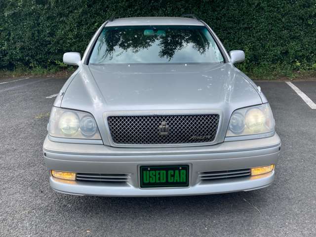 2005 Toyota Crown Estate – thumbnail 2