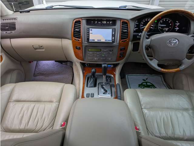 2006 Toyota Land Cruiser 100 – thumbnail 3
