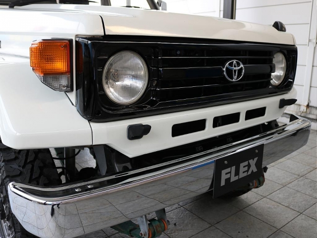 1995 Toyota Land Cruiser 70 – thumbnail 3