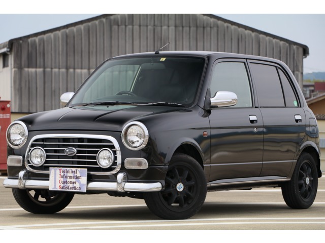 2004 Daihatsu Mira Gino