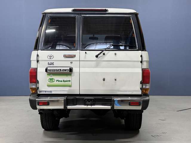 2000 Toyota Land Cruiser 70 – thumbnail 4