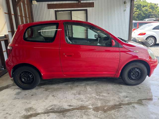 1999 Toyota Vitz – thumbnail 4