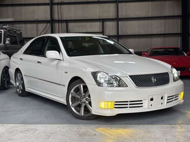 2005 Toyota Crown Athlete – thumbnail 2