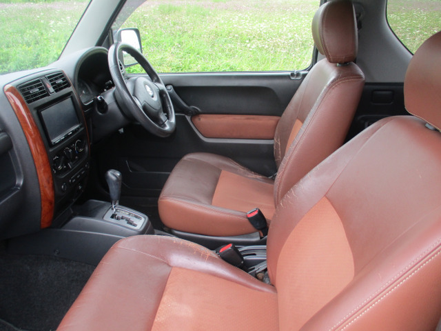 2006 Suzuki Jimny – thumbnail 3