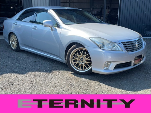 2010 Toyota Crown Royal