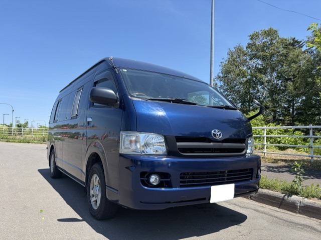 2006 Toyota Hiace