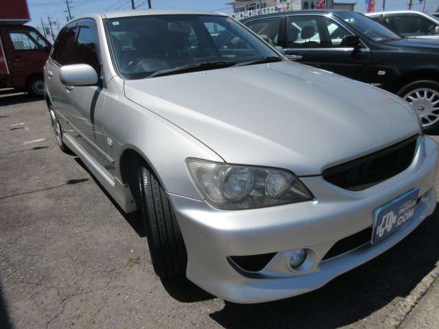 2004 Toyota Altezza G – thumbnail 3