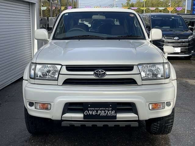 2002 Toyota Hilux Surf – thumbnail 2