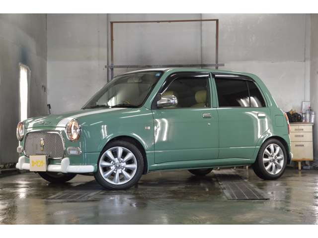 2001 Daihatsu Mira Gino – thumbnail 3