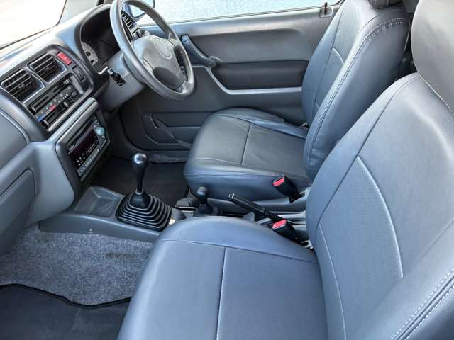 2000 Suzuki Jimny – thumbnail 2