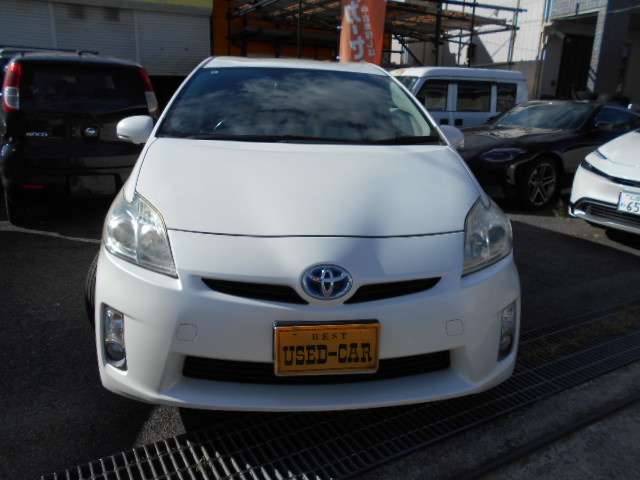 2010 Toyota Prius – thumbnail 2