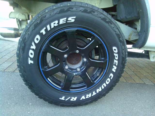 2005 Suzuki Jimny – thumbnail 3