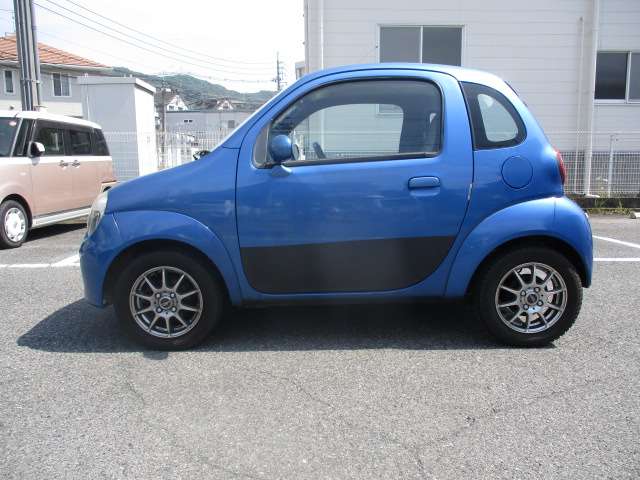 2004 Suzuki Twin – thumbnail 4