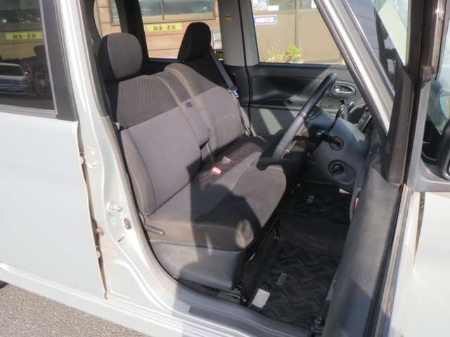 2008 Daihatsu Tanto – thumbnail 2