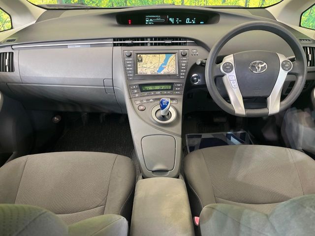 2010 Toyota Prius – thumbnail 2