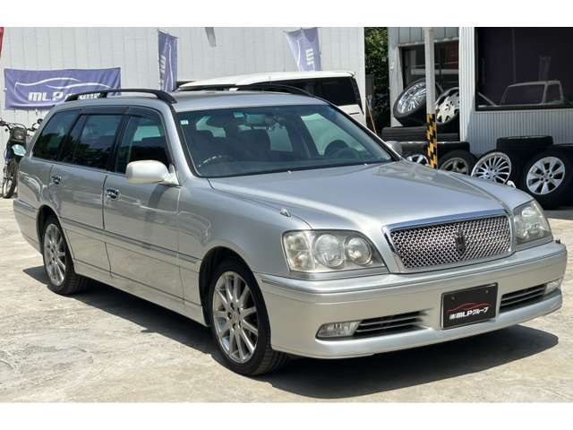 2005 Toyota Crown Estate – thumbnail 2