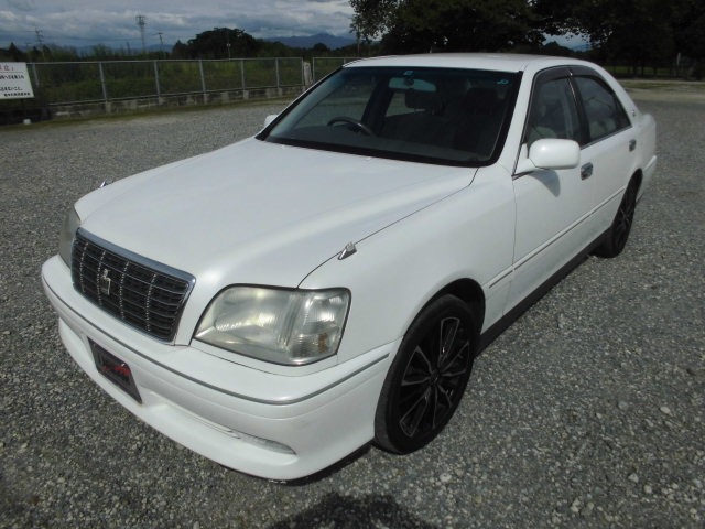 2000 Toyota Crown Royal