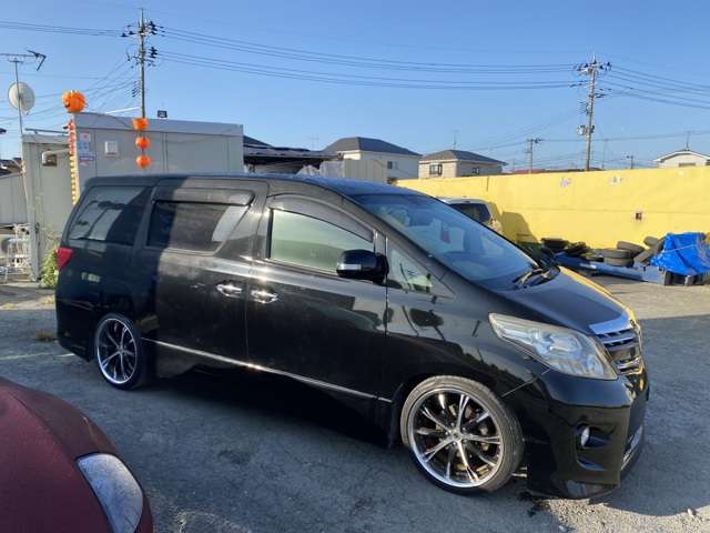 2009 Toyota Alphard – thumbnail 3