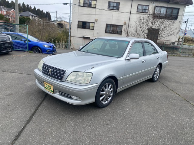 2003 Toyota Crown Royal