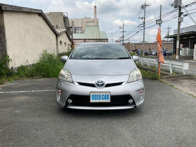 2010 Toyota Prius – thumbnail 2