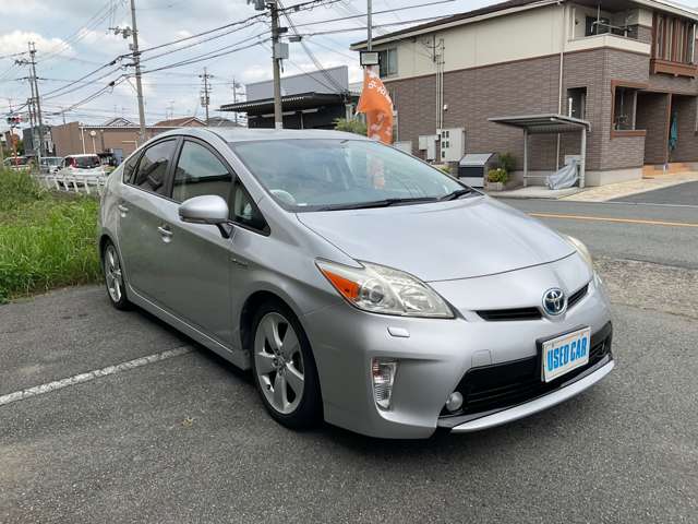 2010 Toyota Prius – thumbnail 3