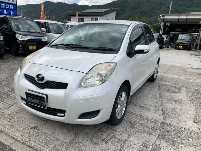 2008 Toyota Vitz – thumbnail 3