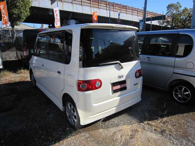 2006 Daihatsu Tanto – thumbnail 4