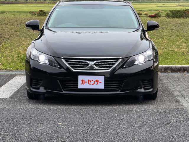 2010 Toyota Mark X – thumbnail 4