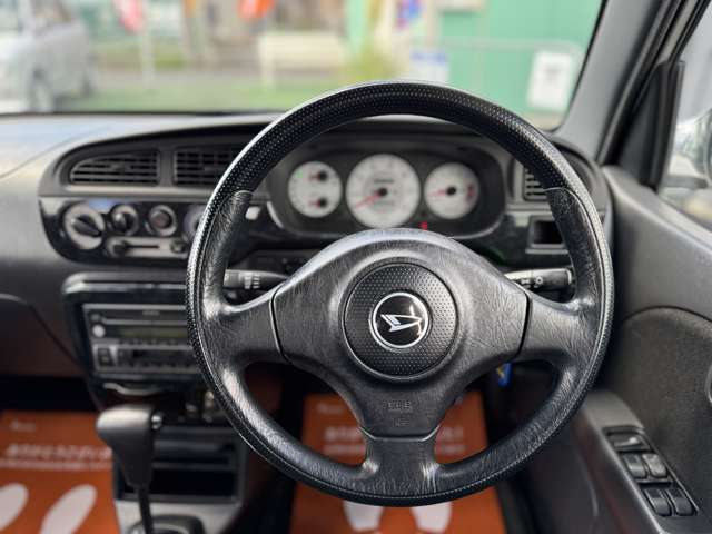 2002 Daihatsu Mira Gino – thumbnail 3