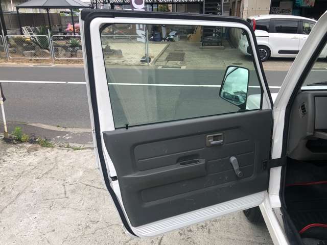 1998 Suzuki Jimny – thumbnail 3