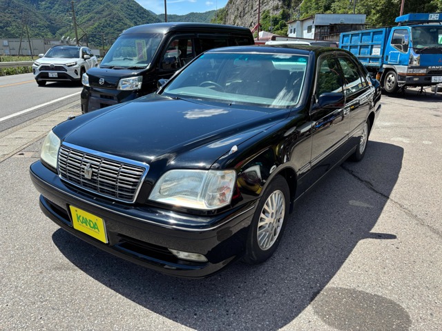 2000 Toyota Crown Royal
