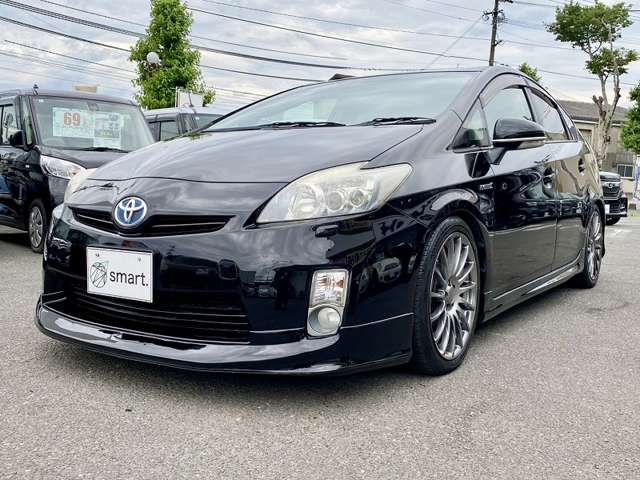 2010 Toyota Prius – thumbnail 2