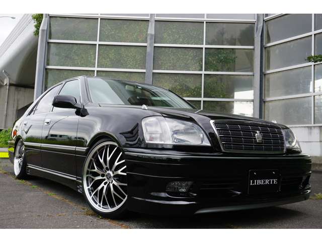2003 Toyota Crown Royal – thumbnail 2