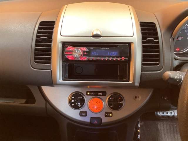 2010 Nissan Note – thumbnail 3
