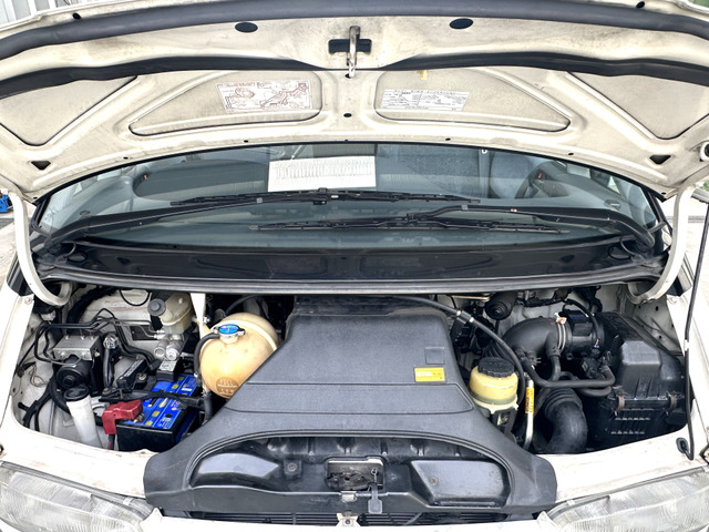 1996 Toyota Estima – thumbnail 4