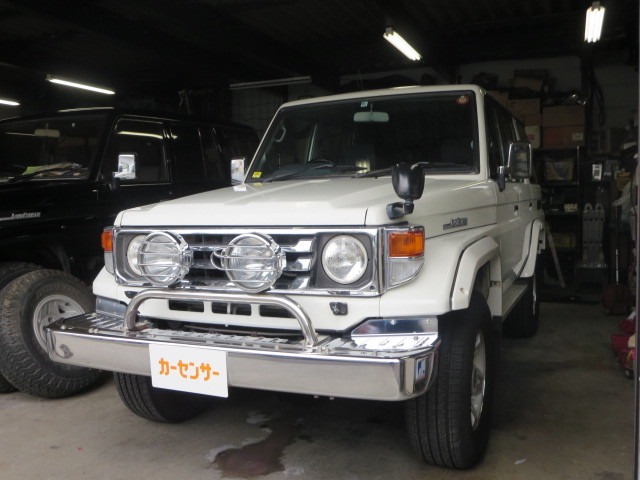 2001 Toyota Land Cruiser 70