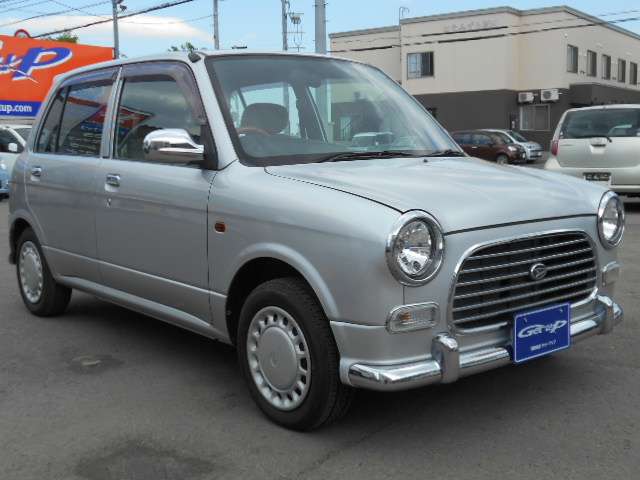 2001 Daihatsu Mira Gino – thumbnail 2