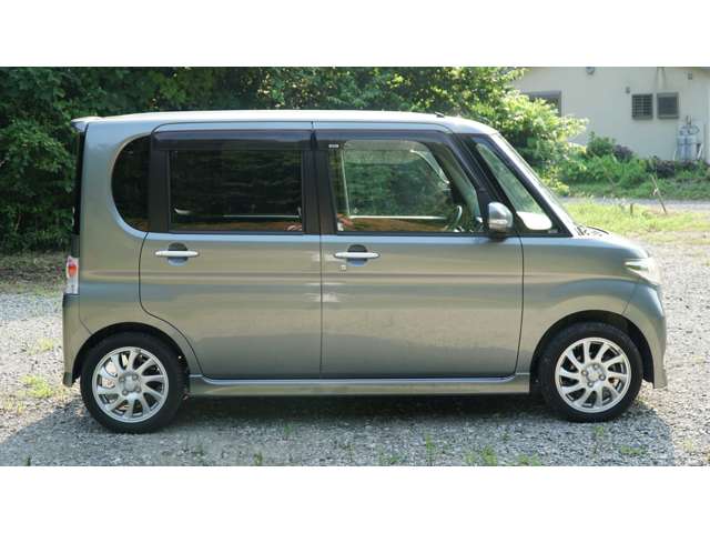 2008 Daihatsu Tanto – thumbnail 4