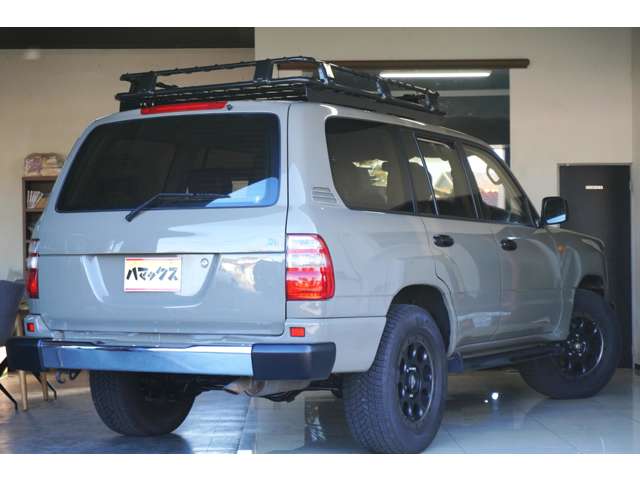 2002 Toyota Land Cruiser 100 – thumbnail 2