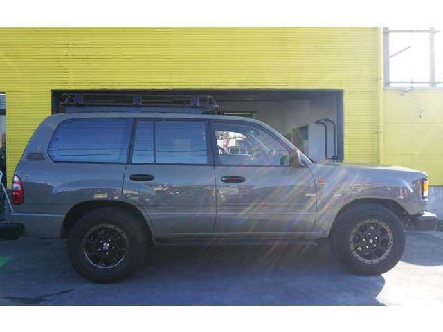 2002 Toyota Land Cruiser 100 – thumbnail 3