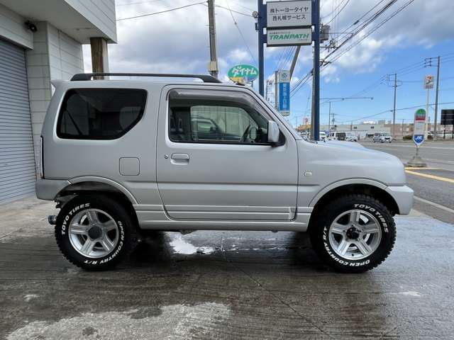 2004 Suzuki Jimny – thumbnail 4