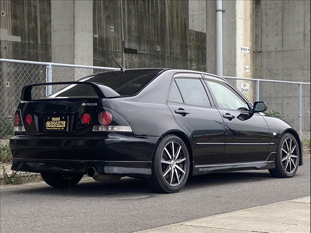 1998 Toyota Altezza – thumbnail 2