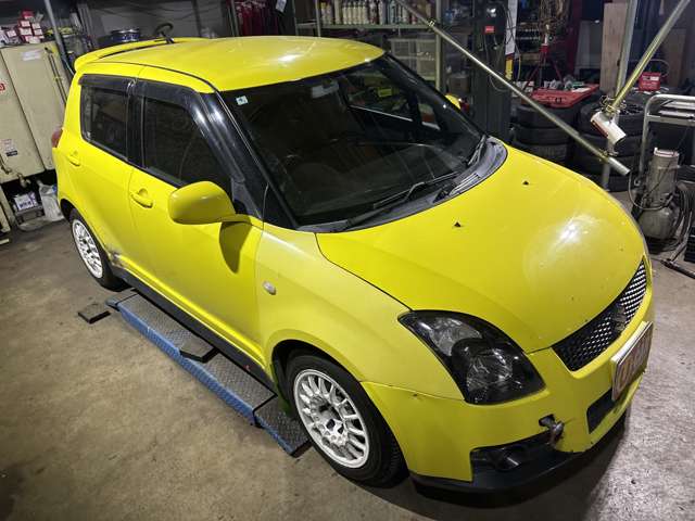 2005 Suzuki Swift – thumbnail 3