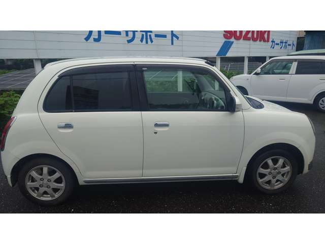 2005 Daihatsu Mira Gino – thumbnail 4