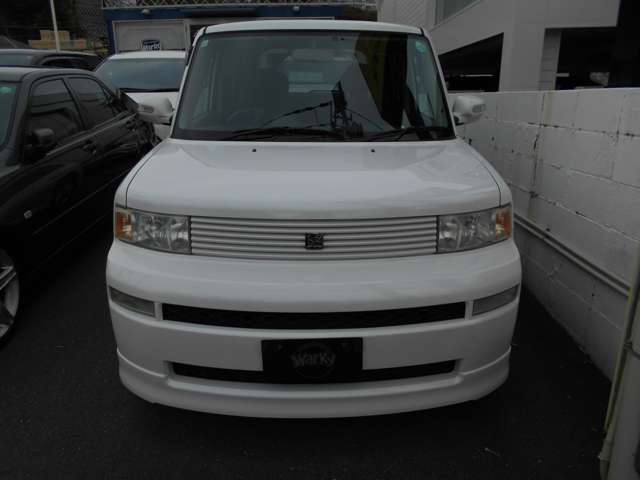 2004 Toyota bB – thumbnail 2