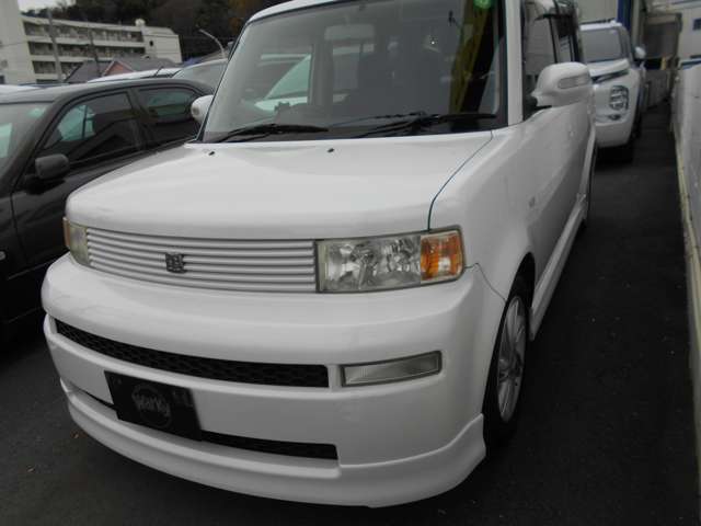 2004 Toyota bB – thumbnail 3