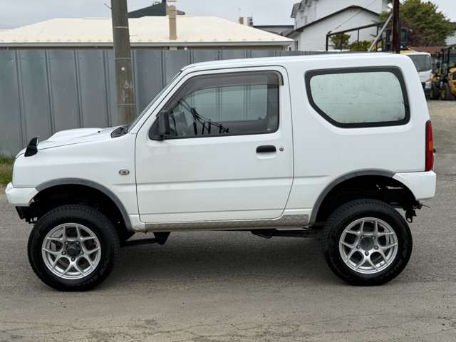 2000 Suzuki Jimny – thumbnail 4